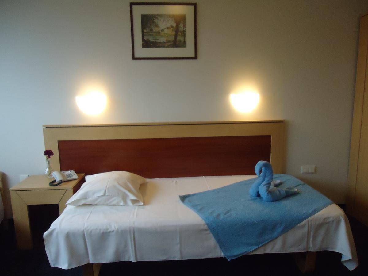 Tanagra Hotel Вильнюс Экстерьер фото